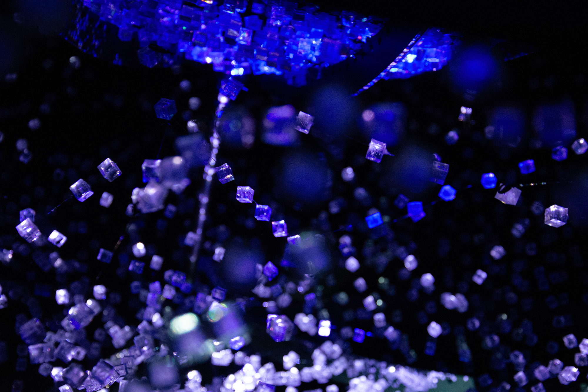 Installation artistique Leave Space sur les débris orbitaux